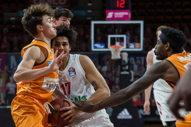 依旧是金钱 依旧是金钱